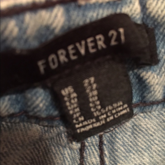 Shirts & shorts - Picture 8 of 8